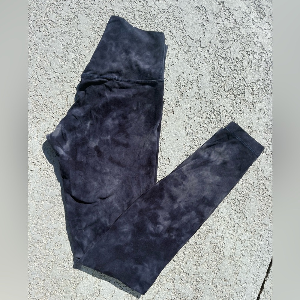 Lululemon Athletica Navy Tie-Dye Align pant size 6